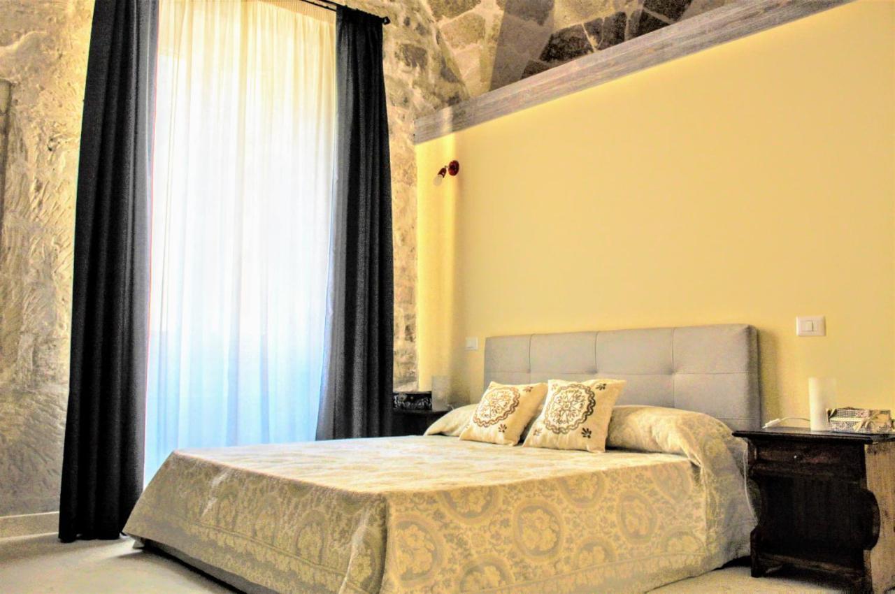 Dimora Vico Dei Nohi Bed and Breakfast Lecce Exteriör bild