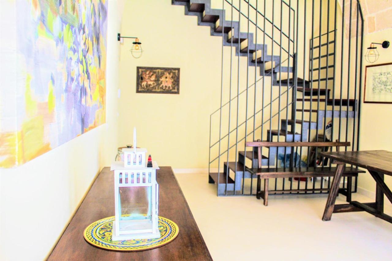 Dimora Vico Dei Nohi Bed and Breakfast Lecce Exteriör bild