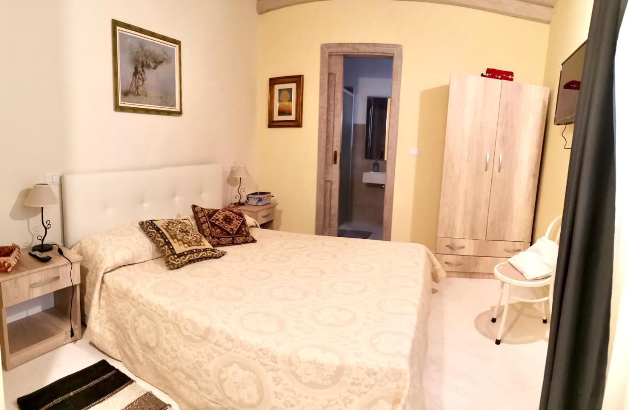 Dimora Vico Dei Nohi Bed and Breakfast Lecce Exteriör bild